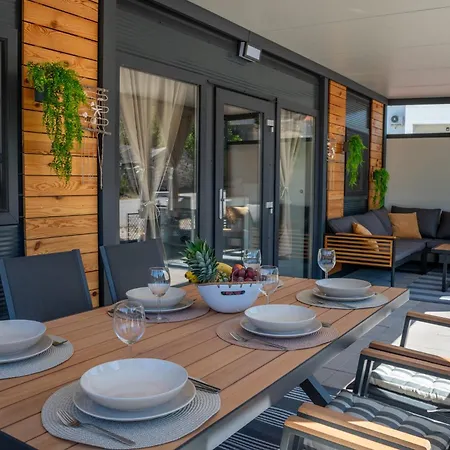 Mobile Mia & Roko - Porat, شقة دراغ